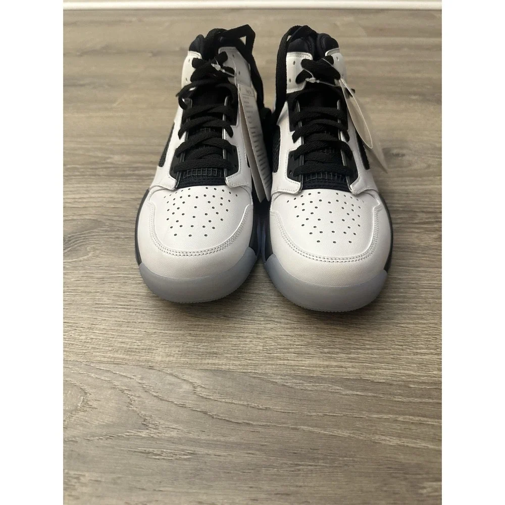 Size 9 - Air Jordan Mars 270 Fire Red